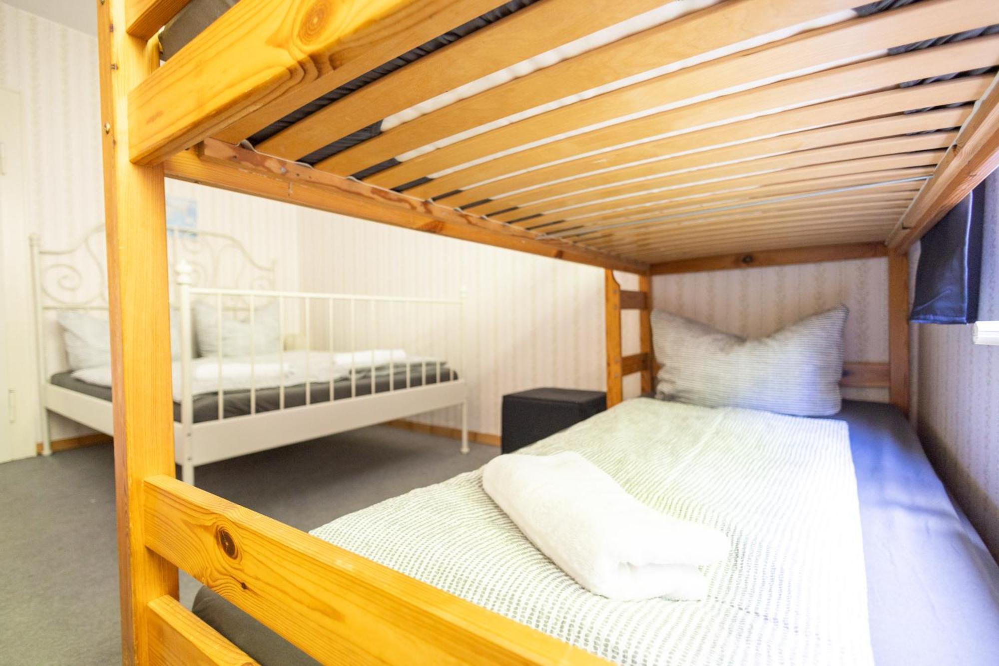 Apartmenthaus Am Waldrand- Kueche - Fruehstueck - Balkon Вилдеман Екстериор снимка