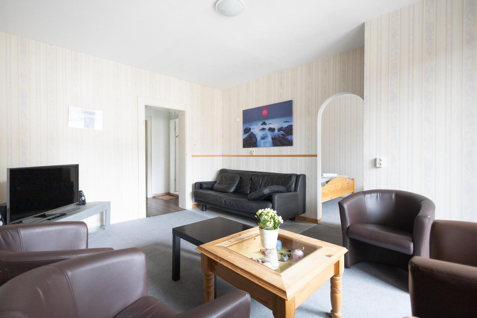 Apartmenthaus Am Waldrand- Kueche - Fruehstueck - Balkon Вилдеман Екстериор снимка
