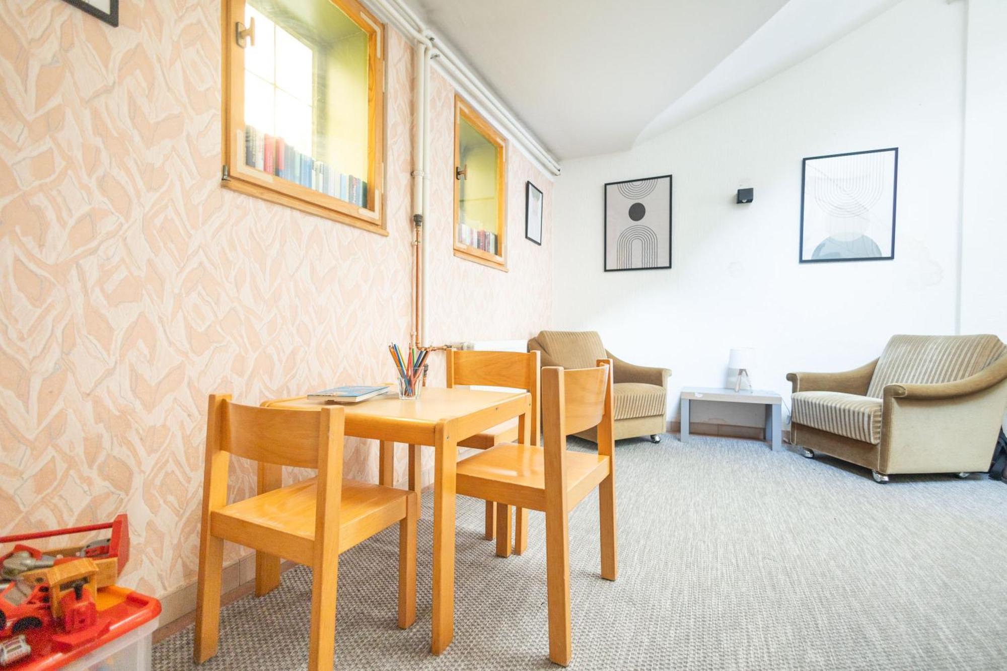 Apartmenthaus Am Waldrand- Kueche - Fruehstueck - Balkon Вилдеман Екстериор снимка